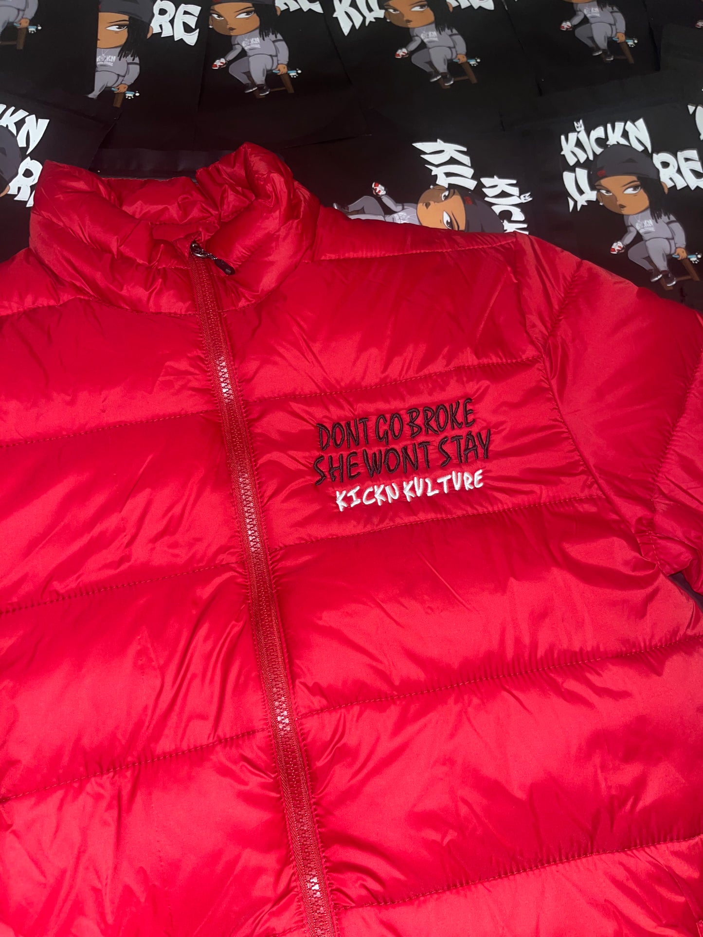 “DGBSWS” RED LW PUFF ( DGBSWS)