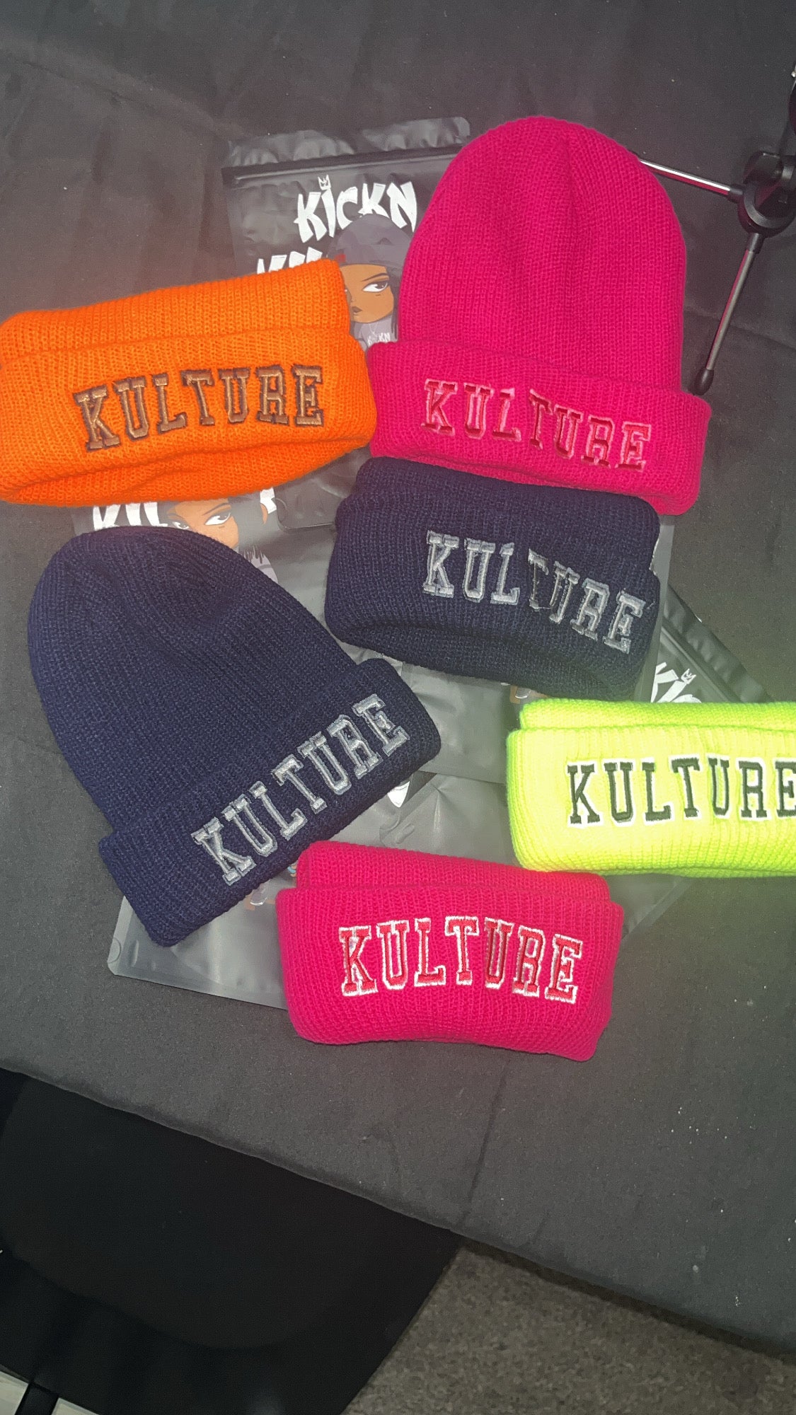 “KULTURETOWN” (NVY/GREY)